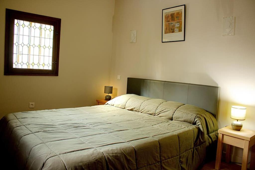 Gite En Provence Proche Avignon Sauveterre  Ngoại thất bức ảnh