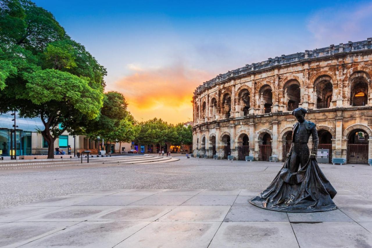 Gite En Provence Proche Avignon Sauveterre  Ngoại thất bức ảnh