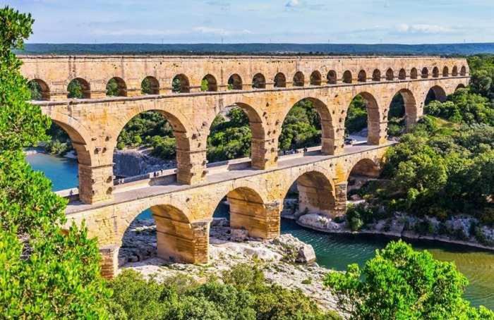 Gite En Provence Proche Avignon Sauveterre  Ngoại thất bức ảnh